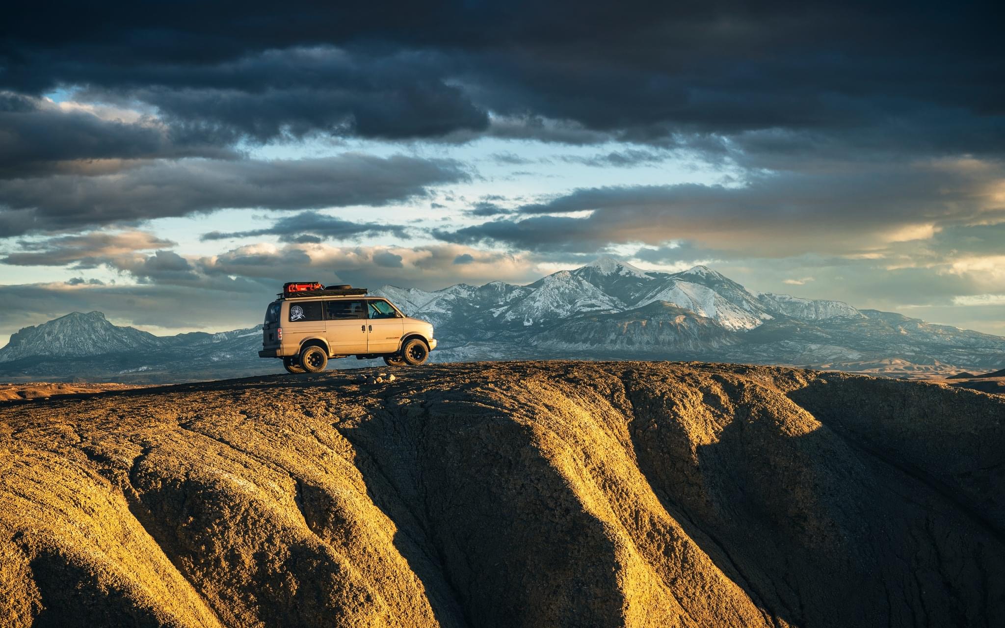 Astro Van Scene