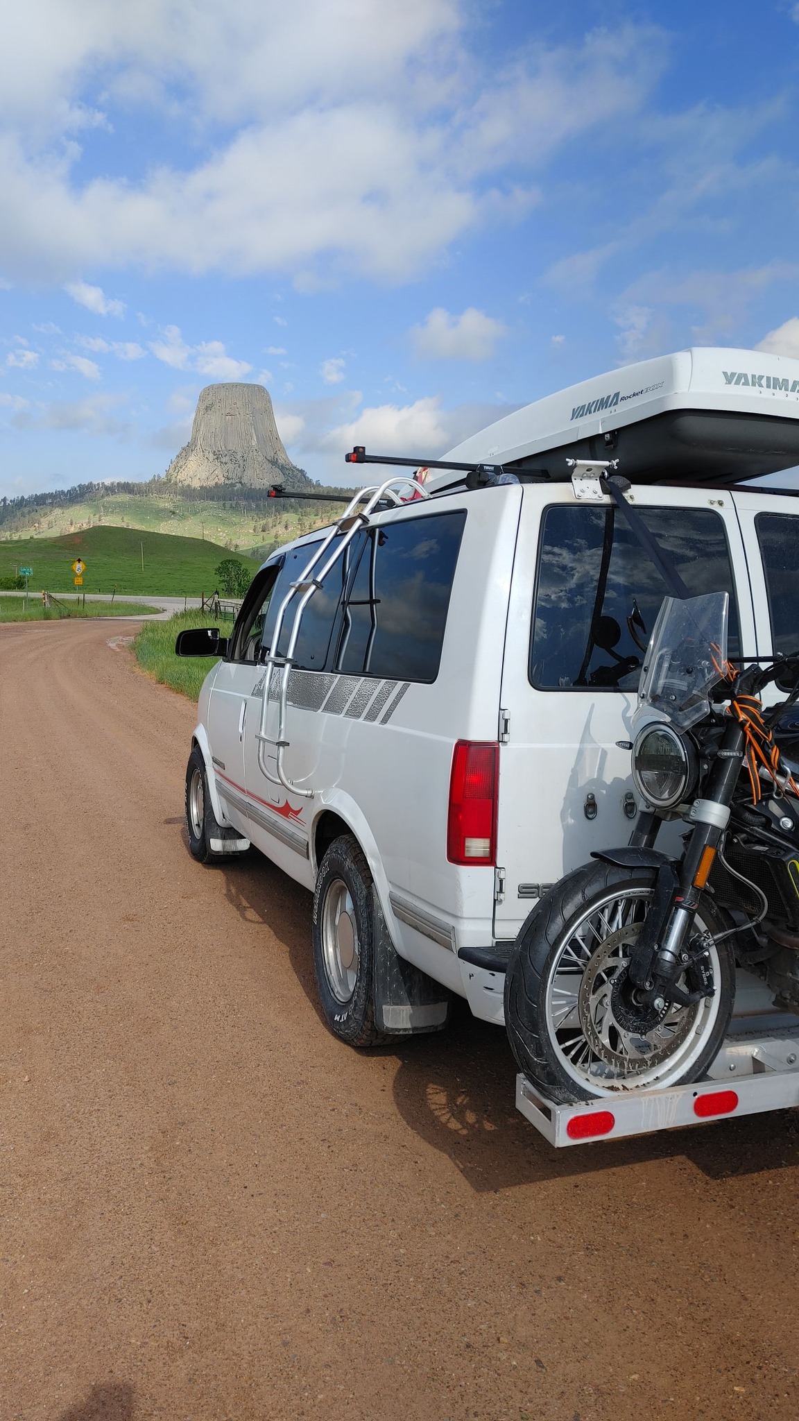 Van Scene