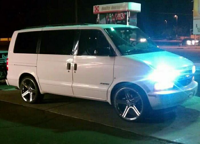 Street Van